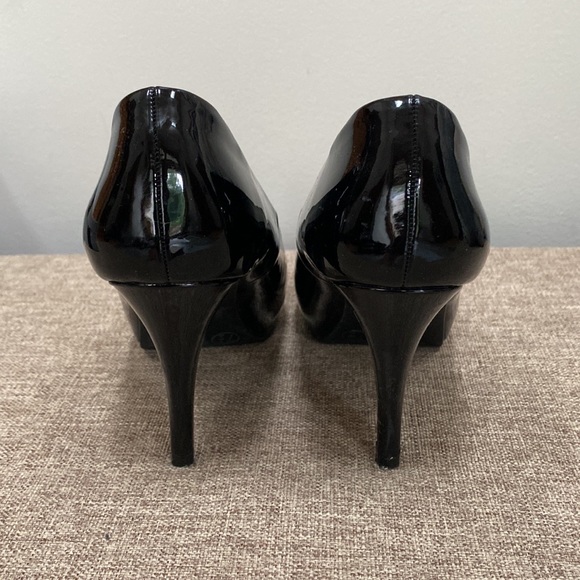 Mossimo Veruca Platform Black Heels - Picture 3 of 7